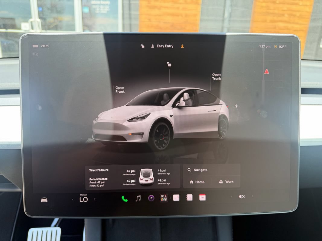 Used 2022 Tesla Model Y Performance AWD/4WD image 37
