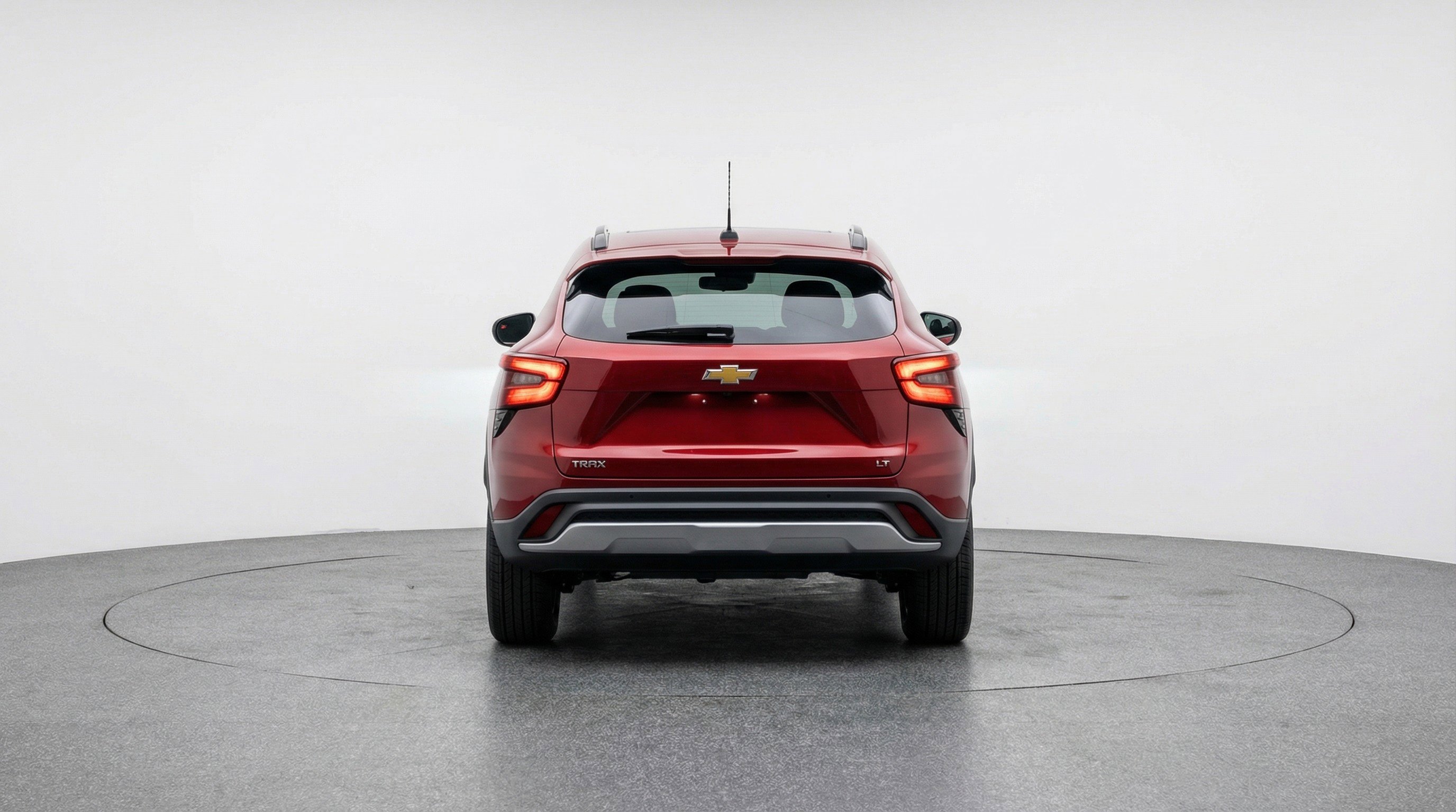 Used 2025 Chevrolet Trax LT image 7