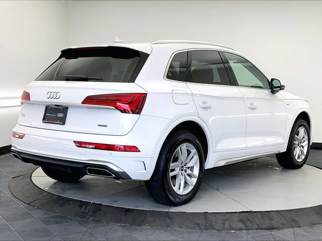 Certified 2023 Audi Q5 2.0T Premium w/ Convenience Package image 13