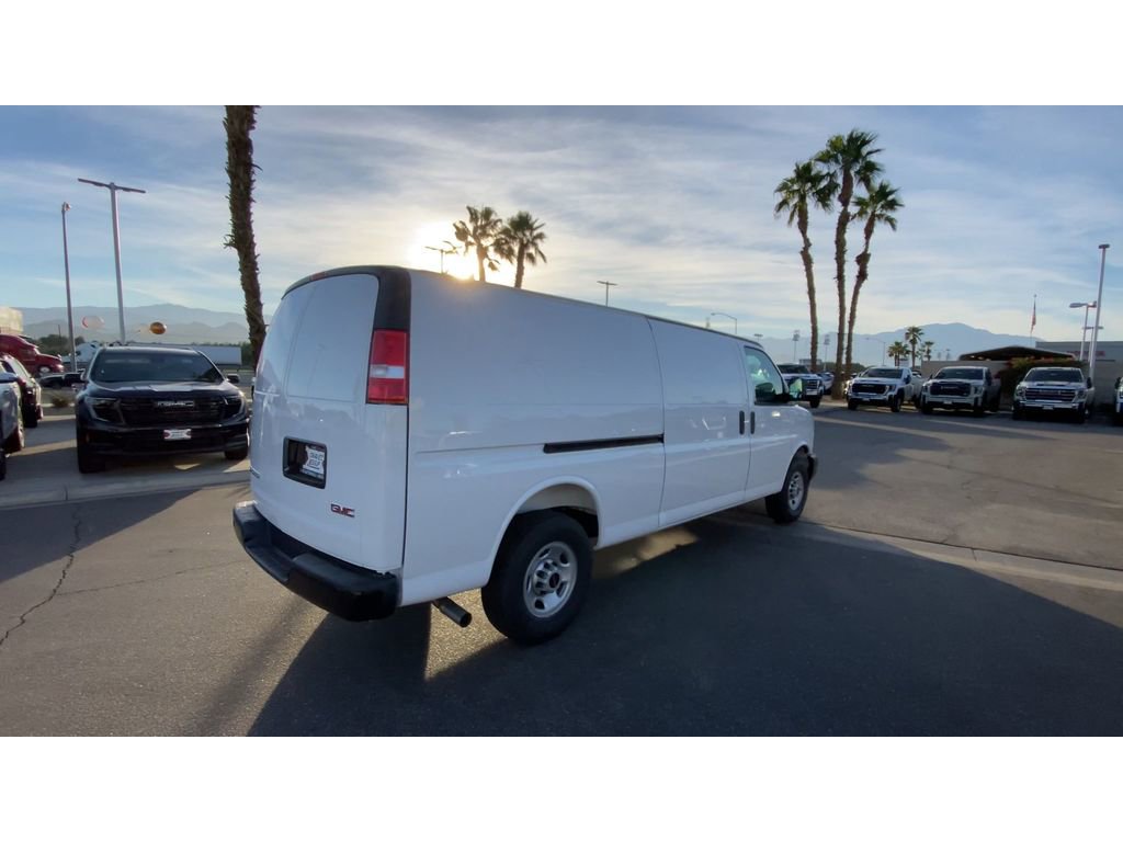 New 2025 GMC Savana 2500 Extended image 8