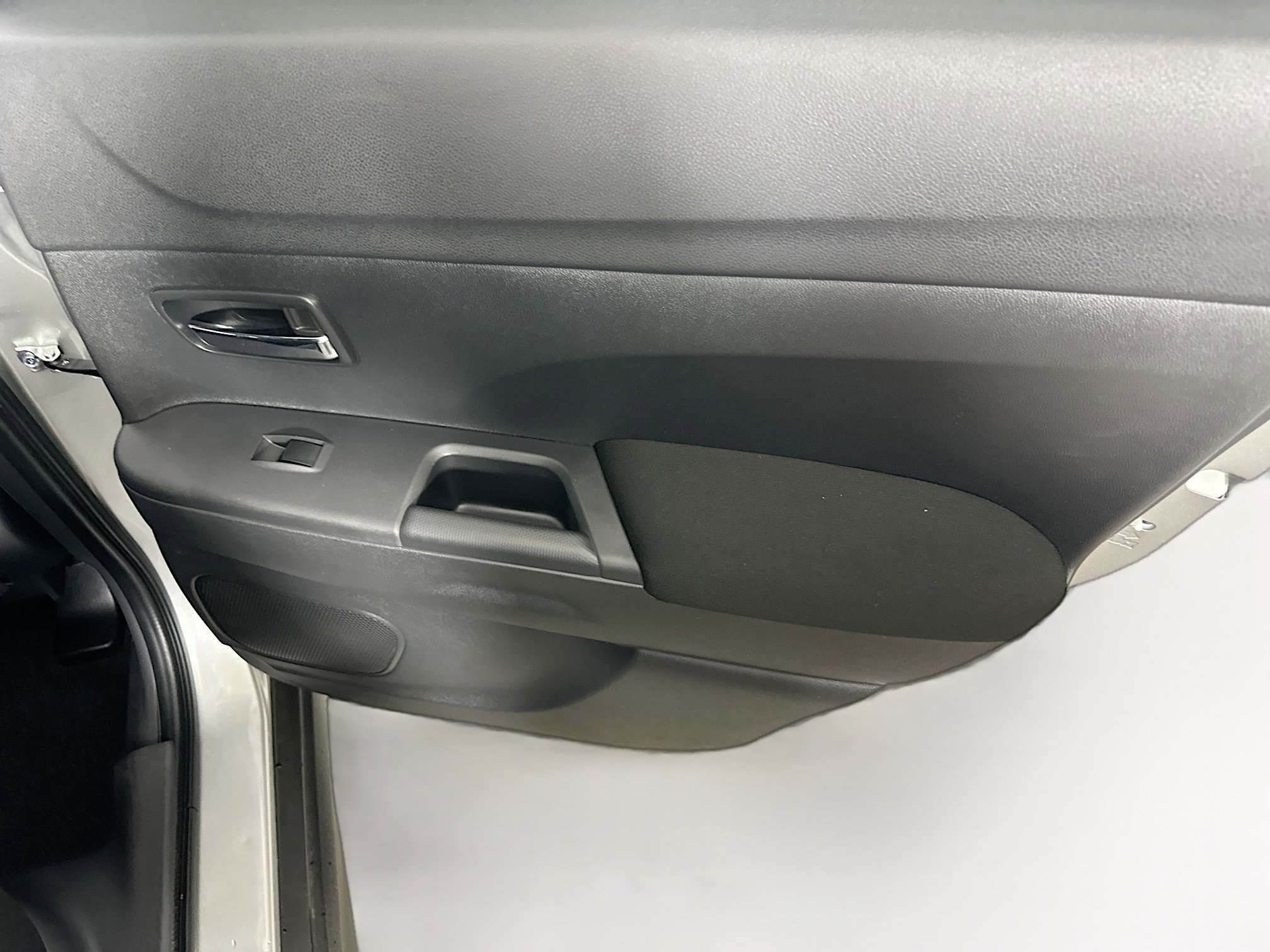 Used 2025 Mitsubishi Outlander Sport AWD image 27