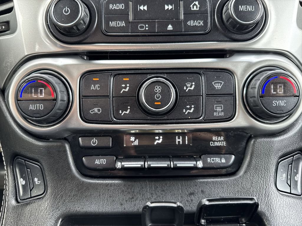 Used 2015 Chevrolet Tahoe LT w/ Luxury Package AWD/4WD image 19