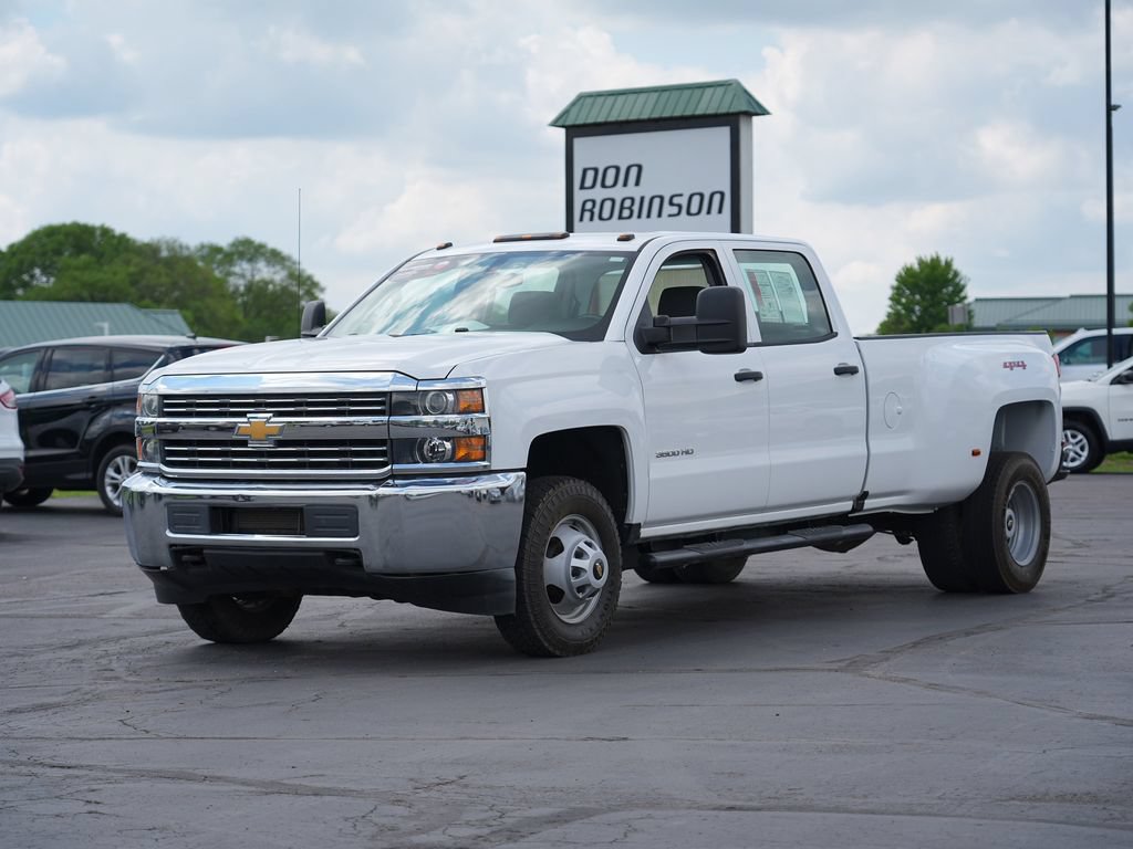 Used 2018 Chevrolet Silverado 3500 W/T AWD/4WD image 7