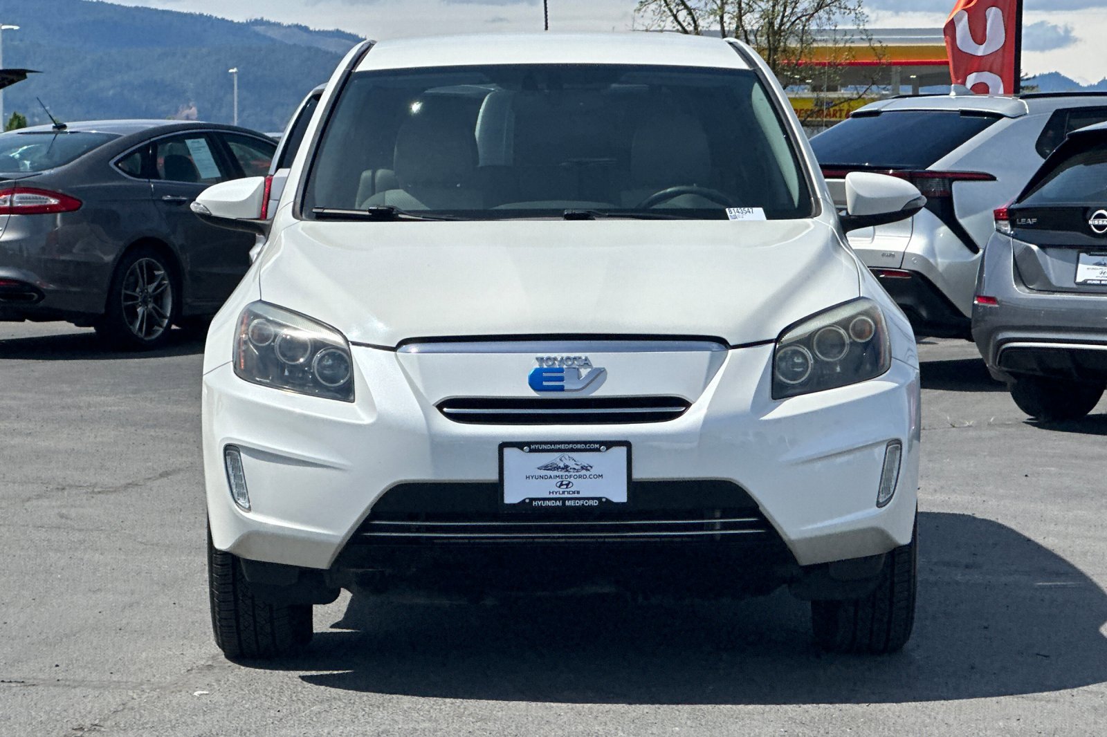 Used 2013 Toyota RAV4 EV FWD image 9