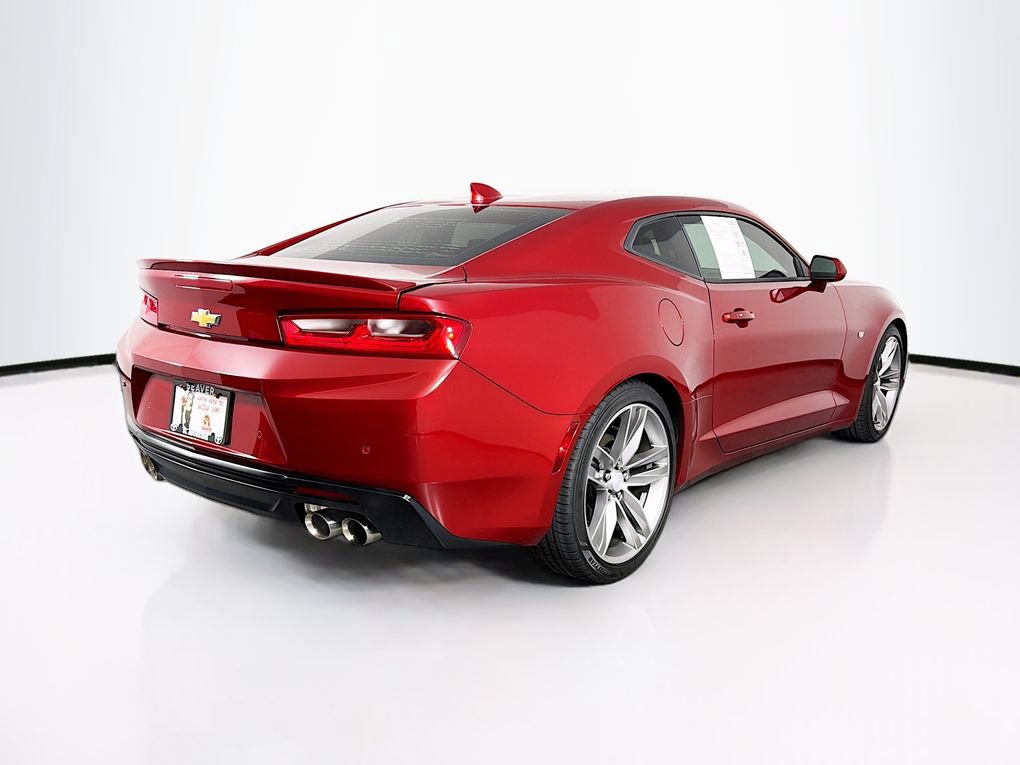 Used 2018 Chevrolet Camaro LT RWD image 10