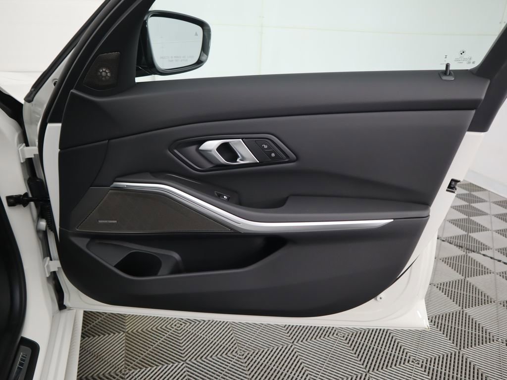 New 2026 BMW 330i xDrive Sedan w/ M Sport Package image 26