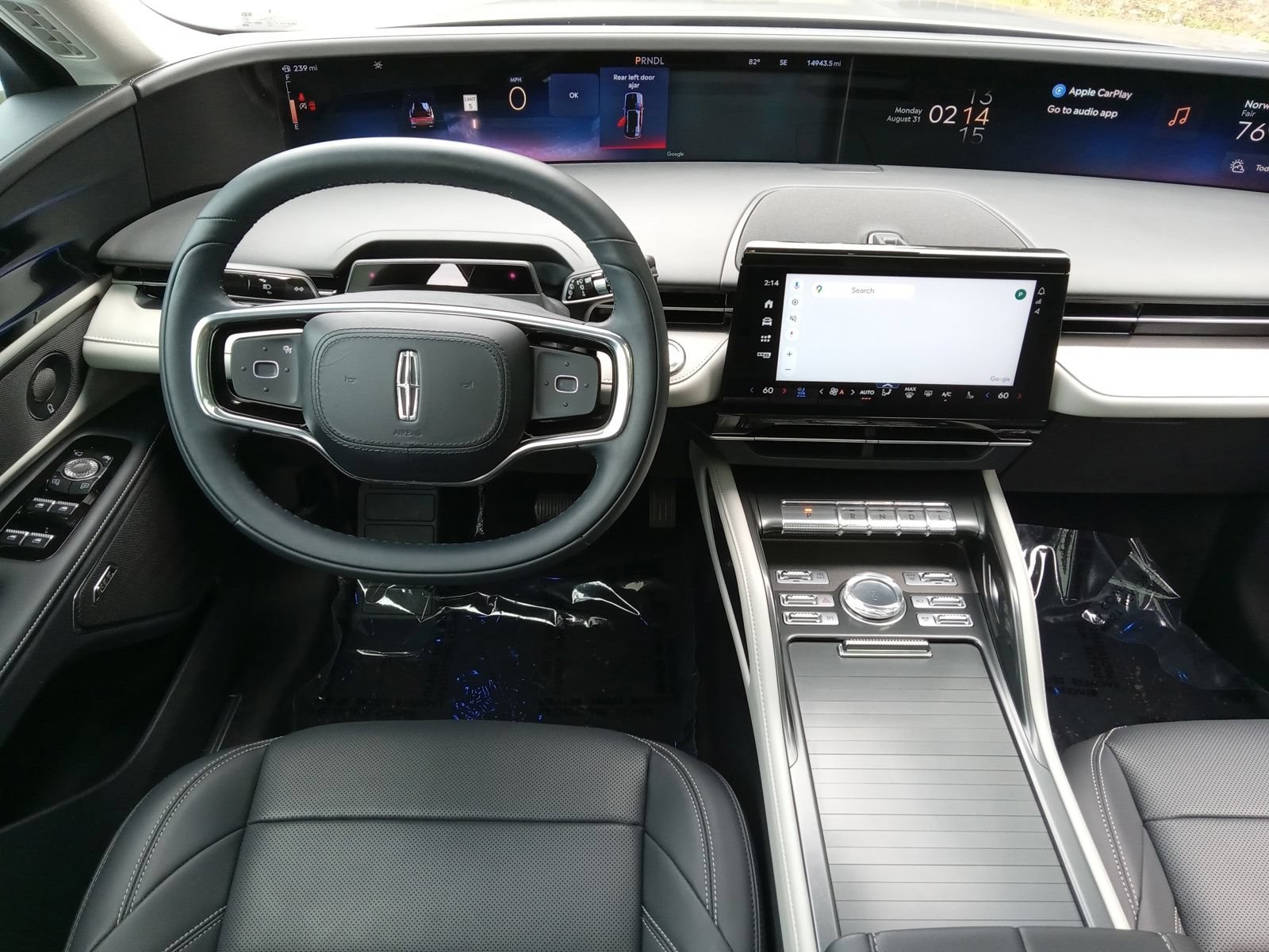 Used 2024 Lincoln Nautilus Premier w/ Equipment Group 102A AWD/4WD image 29