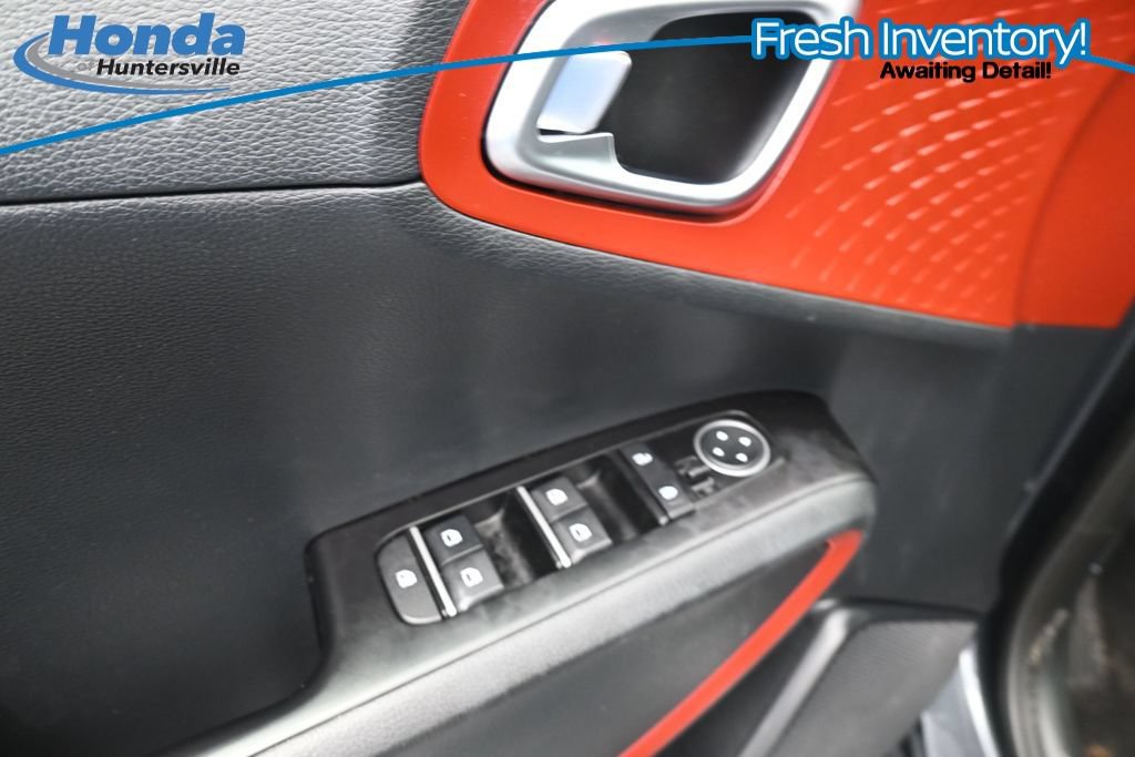 Used 2023 Kia Soul GT-Line FWD image 20
