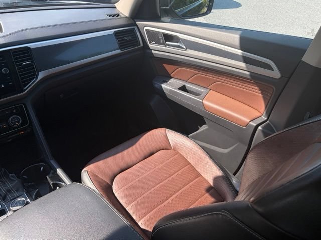 Used 2021 Volkswagen Atlas SEL Premium AWD/4WD image 30