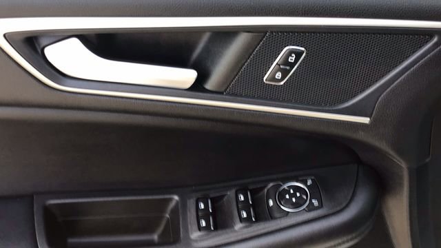 Certified 2021 Ford Edge SEL w/ Convenience Package image 19