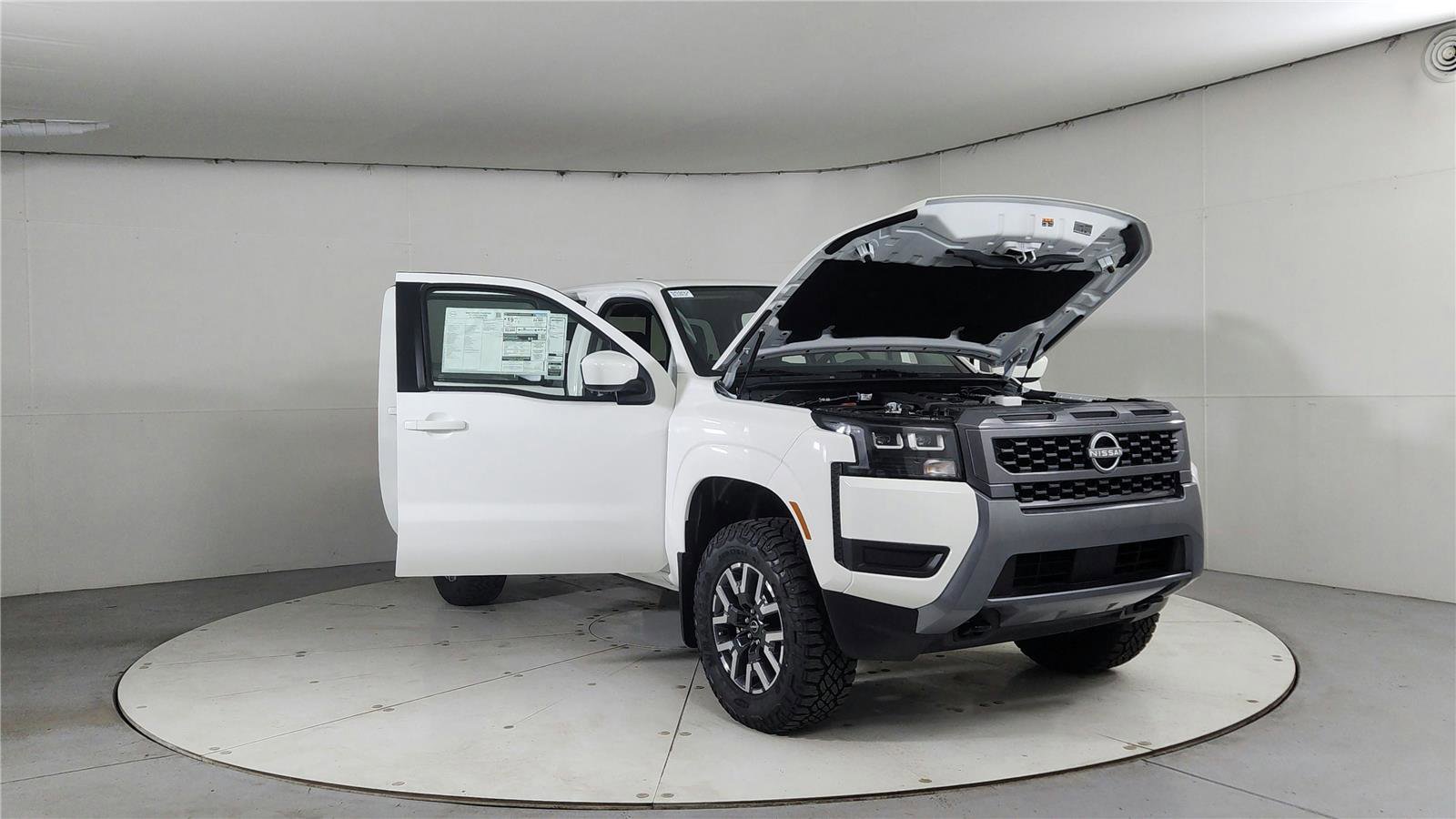 New 2026 Nissan Frontier SV w/ All-Weather Content Package image 9