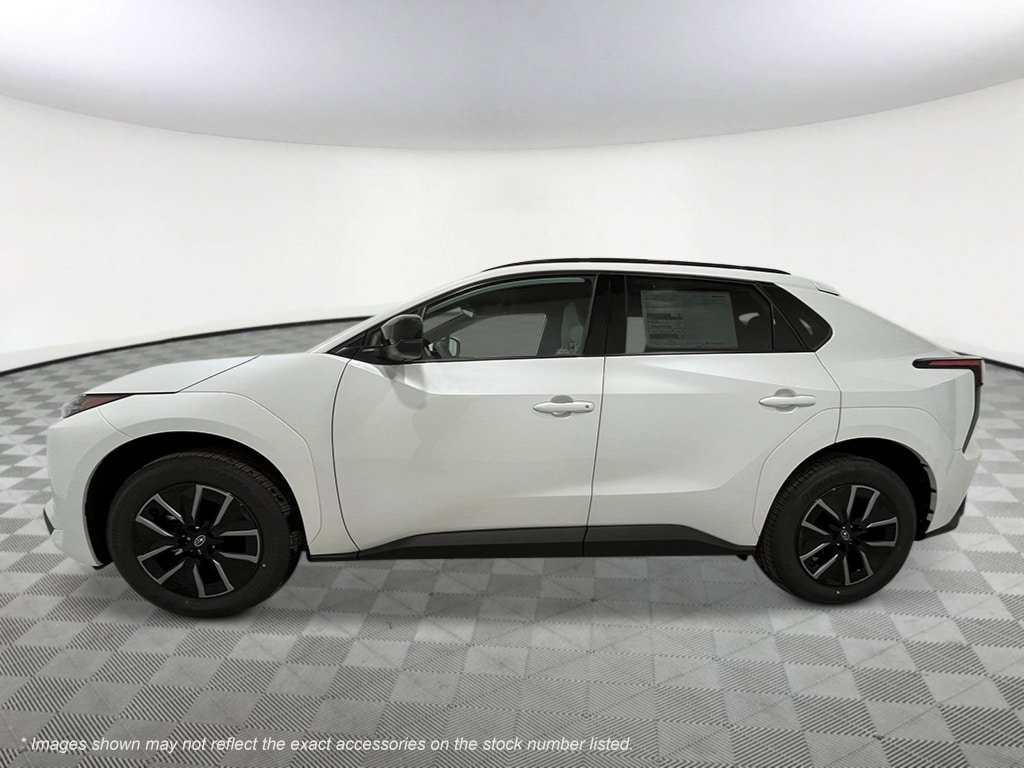 New 2026 Subaru Solterra Premium image 2