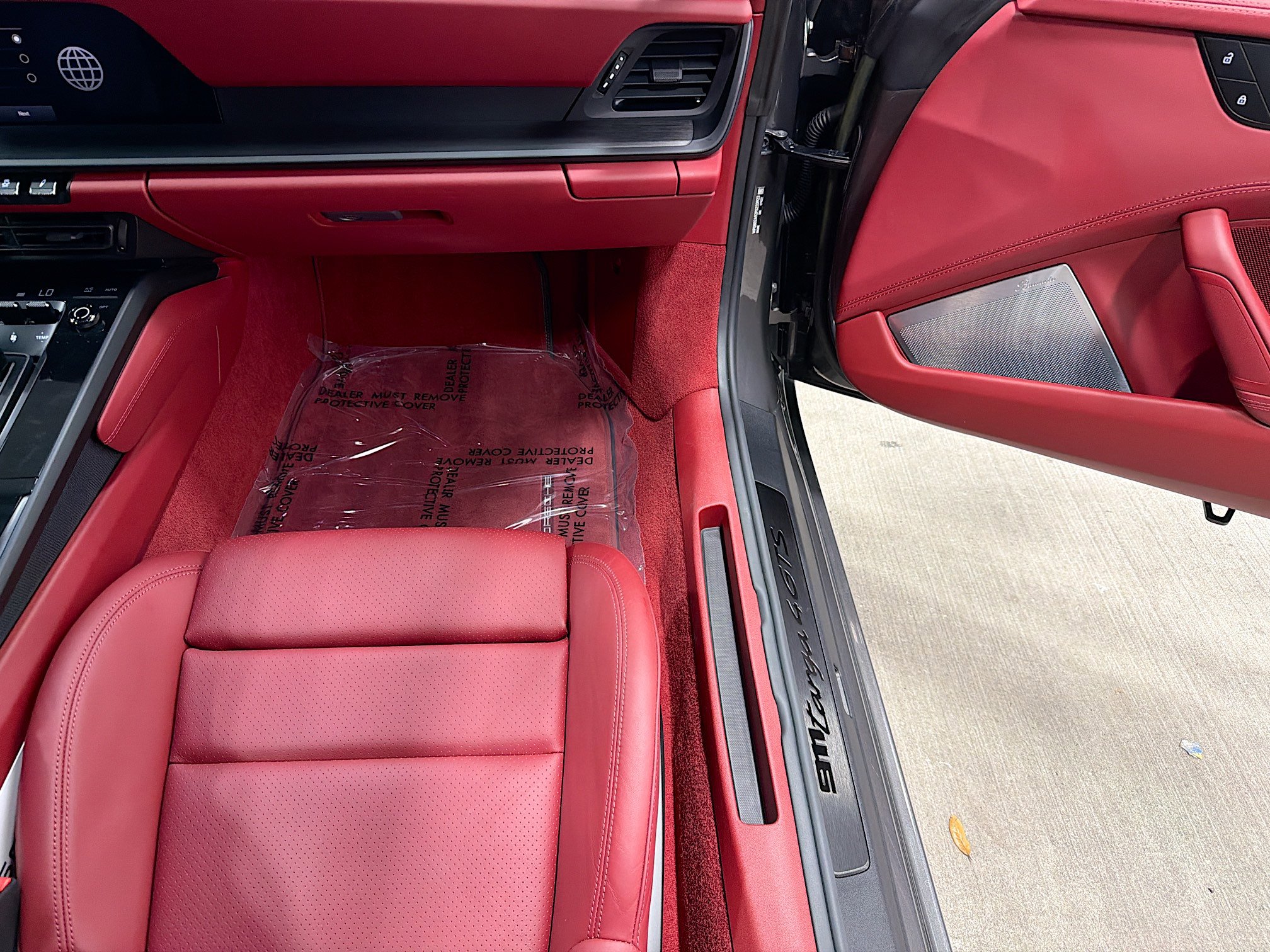 Certified 2023 Porsche 911 Targa 4 GTS AWD/4WD image 16
