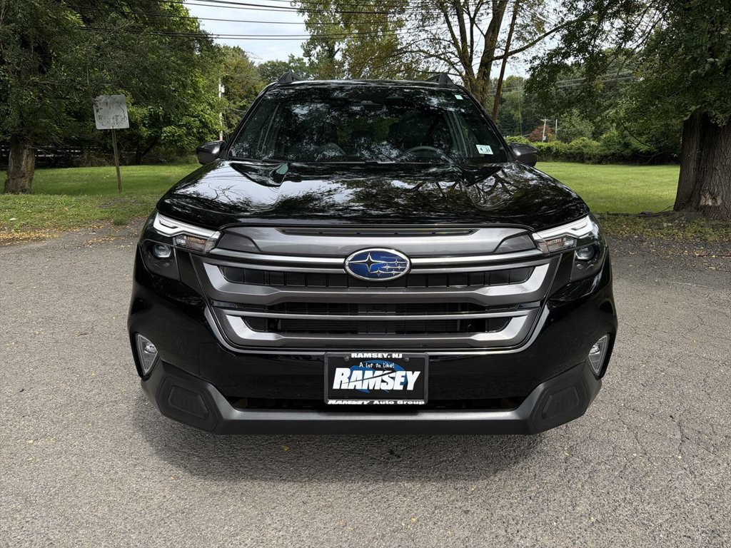 Used 2026 Subaru Forester Premium AWD/4WD image 3