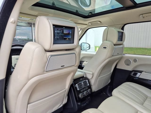 Used 2017 Land Rover Range Rover Autobiography AWD/4WD image 12