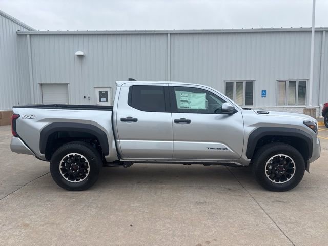 New 2025 Toyota Tacoma TRD Off-Road image 4