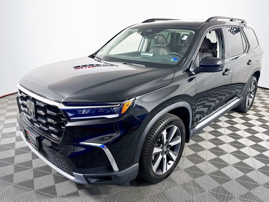 Used 2023 Honda Pilot Elite image 3