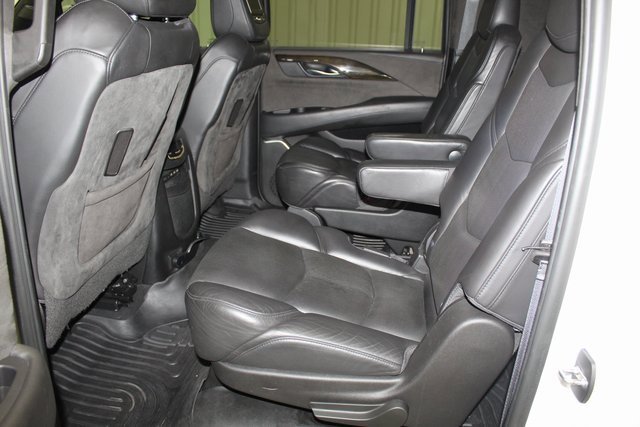 Used 2018 Cadillac Escalade ESV Platinum image 13