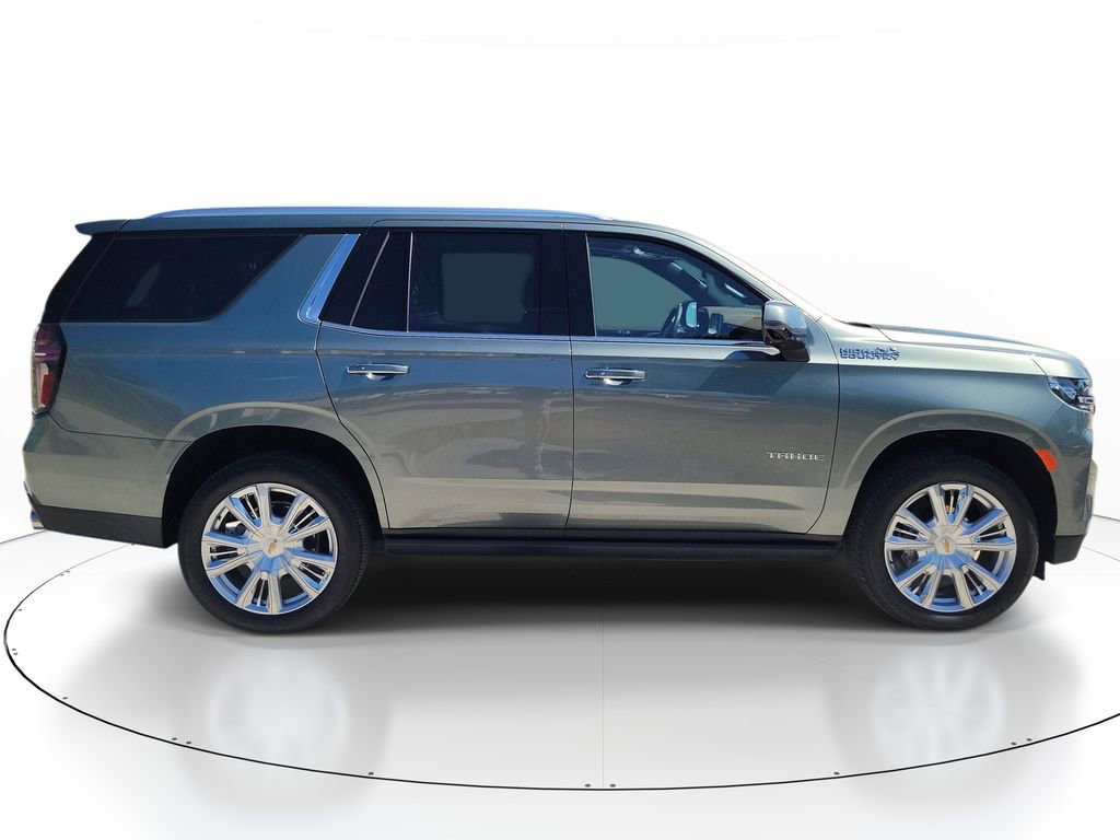 Used 2023 Chevrolet Tahoe High Country AWD/4WD image 3