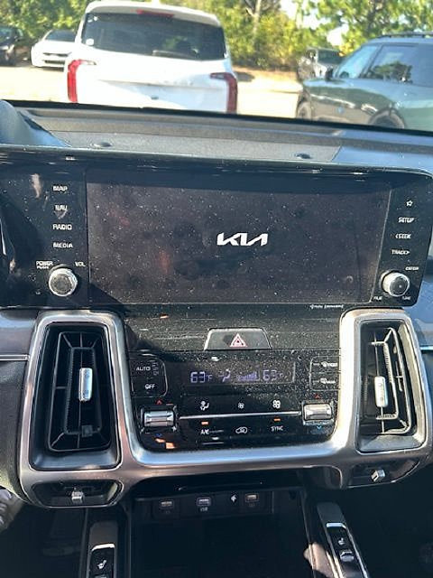 Certified 2023 Kia Sorento S w/ Panoramic Sunroof Package FWD image 16