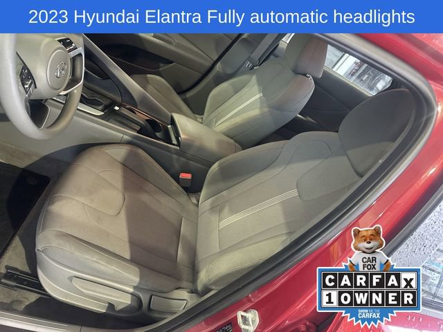 Used 2023 Hyundai Elantra SE image 21