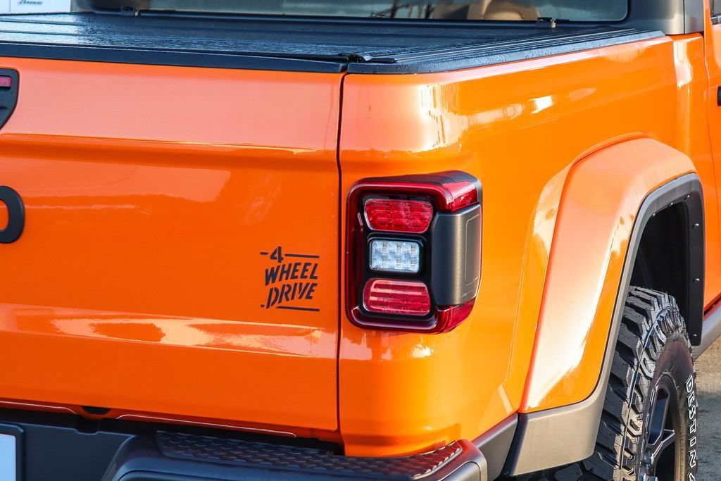 New 2026 Jeep Gladiator Sport AWD/4WD image 10