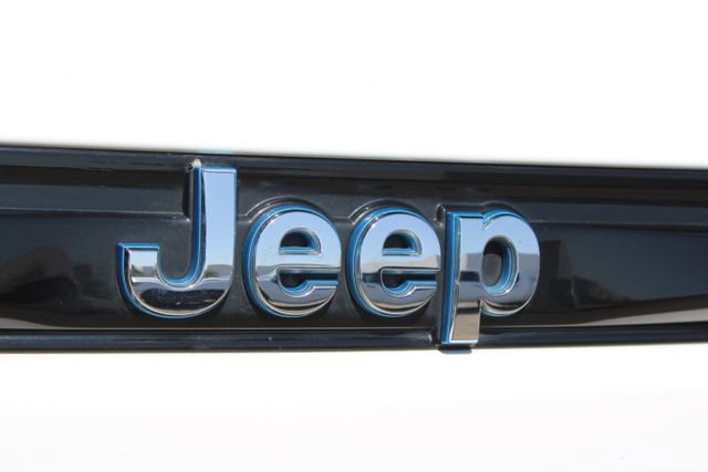 Used 2022 Jeep Grand Cherokee Limited 4xe w/ Luxury Tech Group II image 6