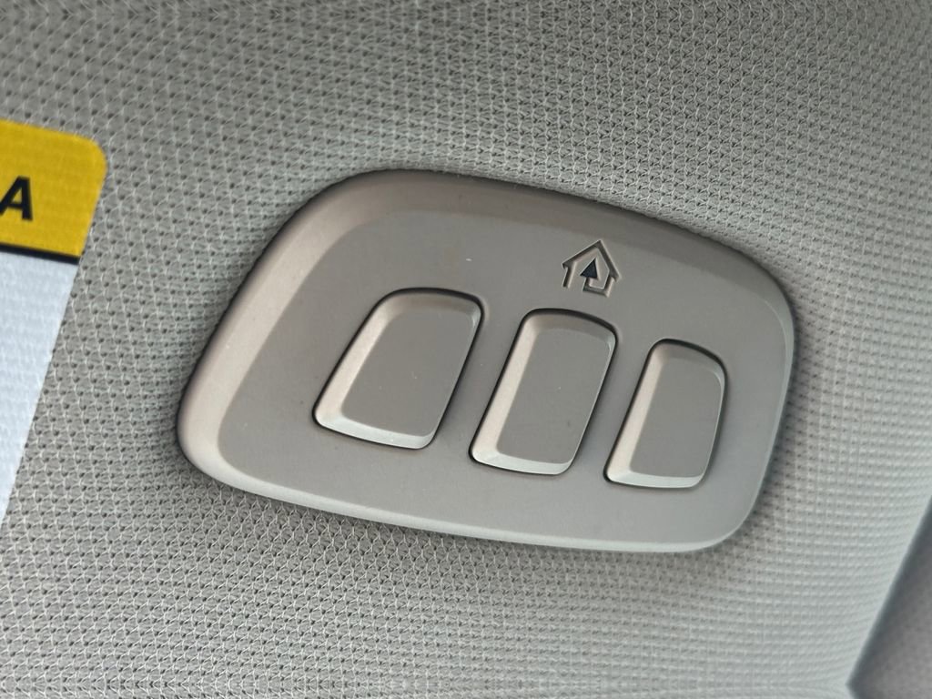 Used 2021 Lincoln Aviator Reserve w/ Equipment Group 201A AWD/4WD image 19