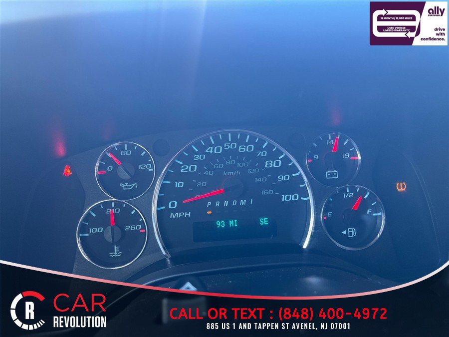 Used 2022 Chevrolet Express 2500 w/ Driver Convenience Package RWD image 20