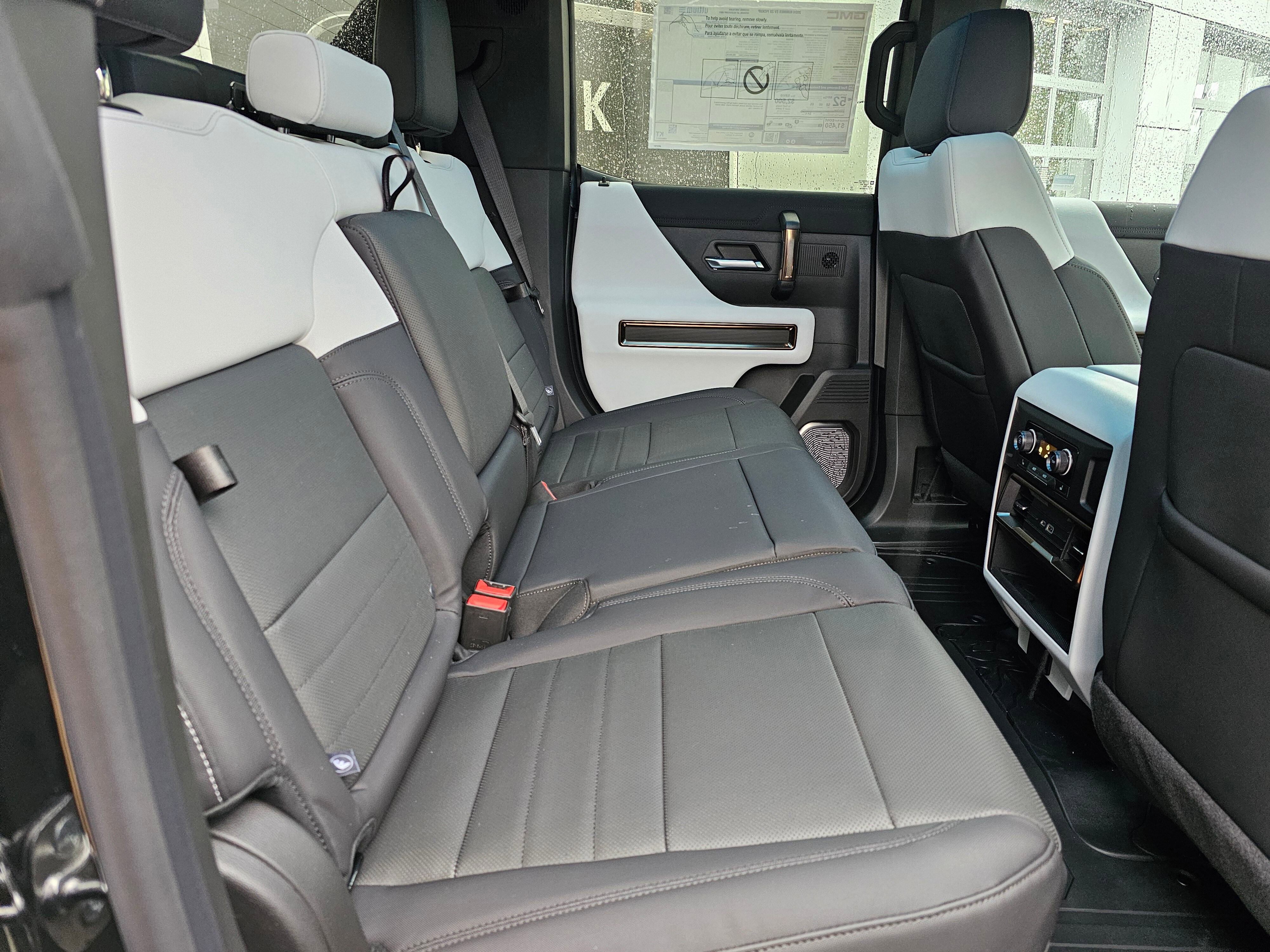 New 2024 GMC Hummer EV 2X image 12