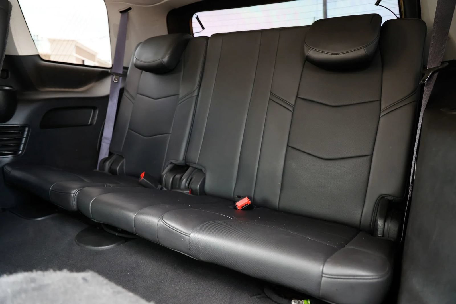 Used 2016 Cadillac Escalade 2WD image 25