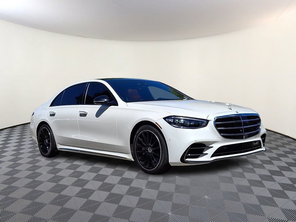 Used 2023 Mercedes-Benz S 580 4MATIC Sedan image 1