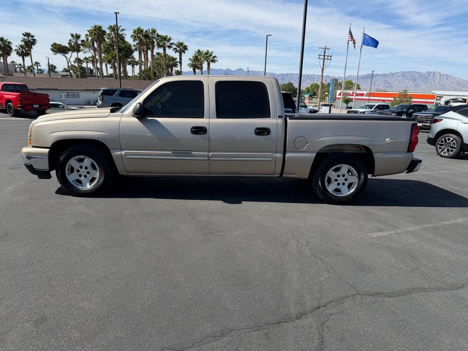 Used 2006 Chevrolet Silverado 1500 LT w/ Onstar Plus Package RWD image 6