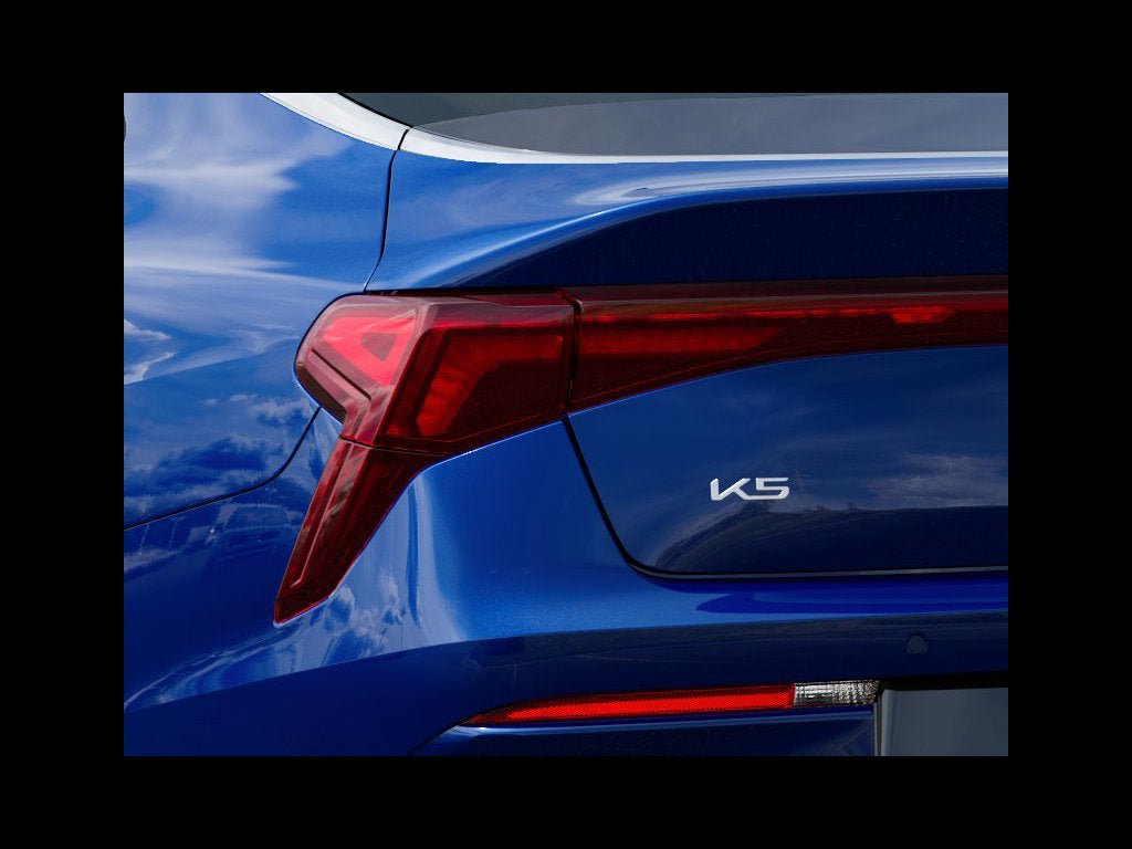 New 2027 Kia K5 GT FWD image 38