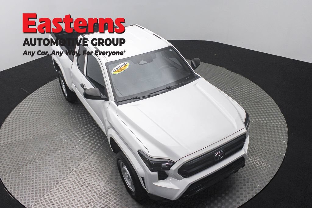 Used 2025 Toyota Tacoma SR RWD image 3
