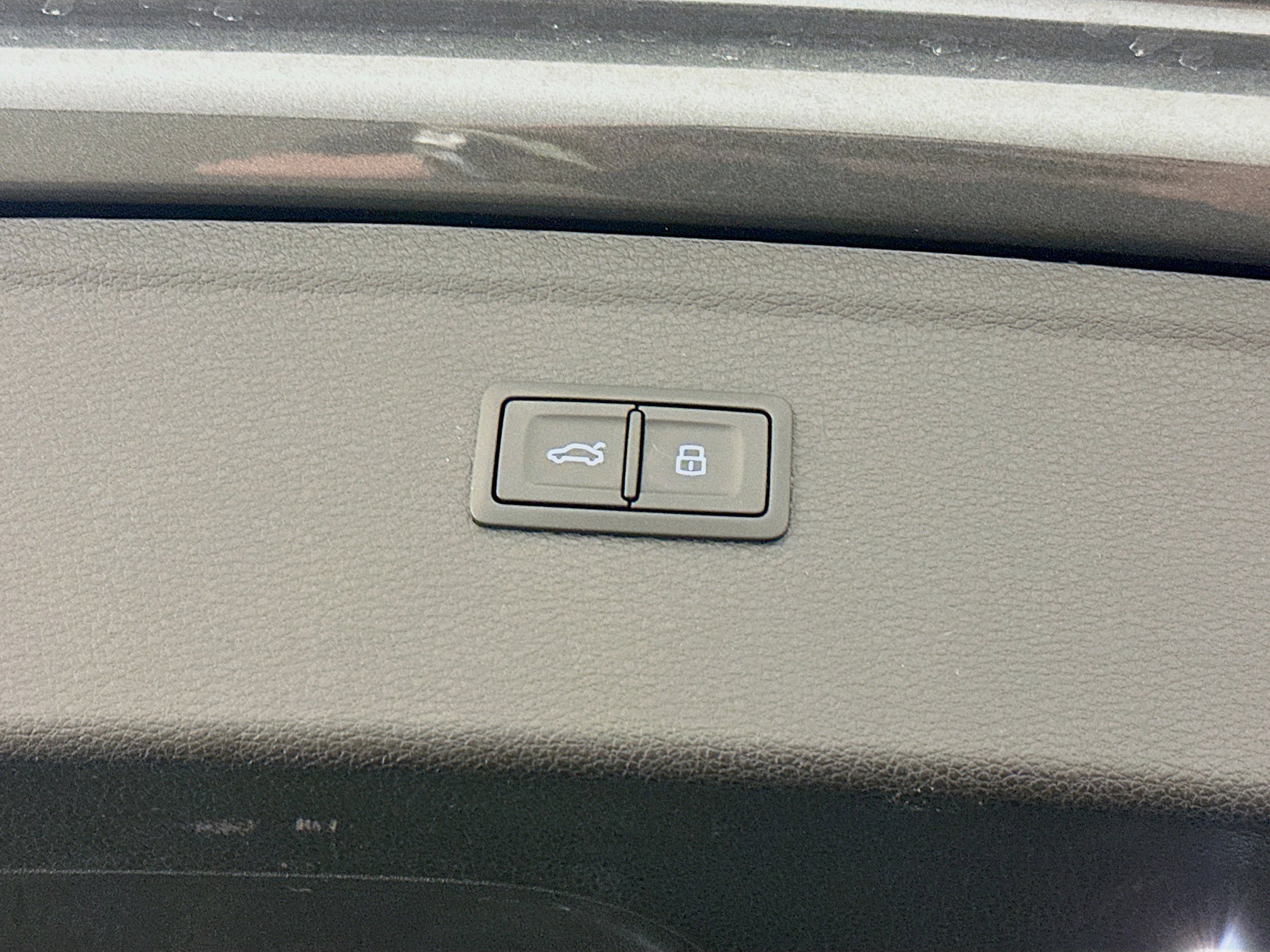 Used 2025 Audi Q5 2.0T Premium image 32