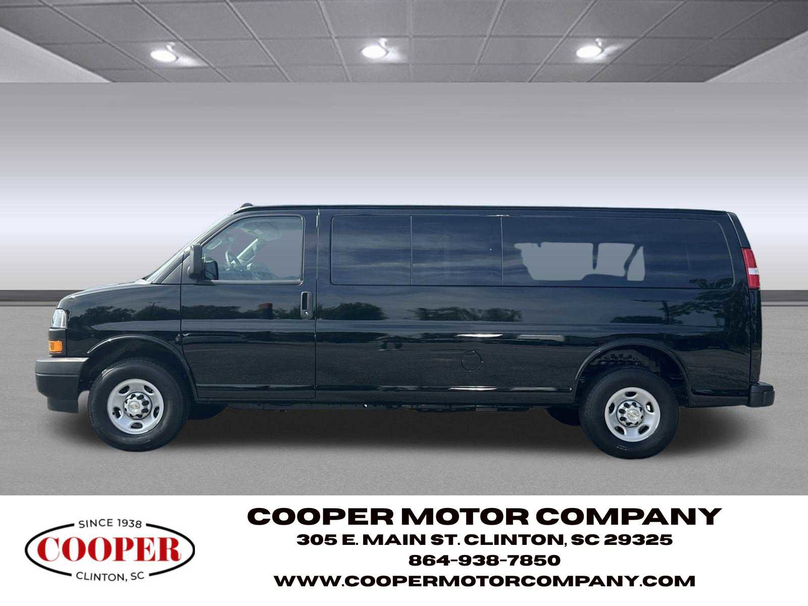 Used 2025 Chevrolet Express 3500 LS RWD video 2