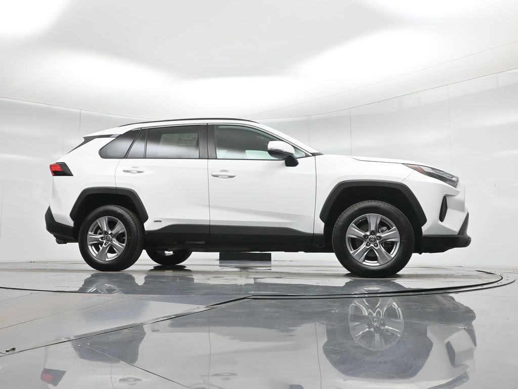 Used 2024 Toyota RAV4 LE image 3
