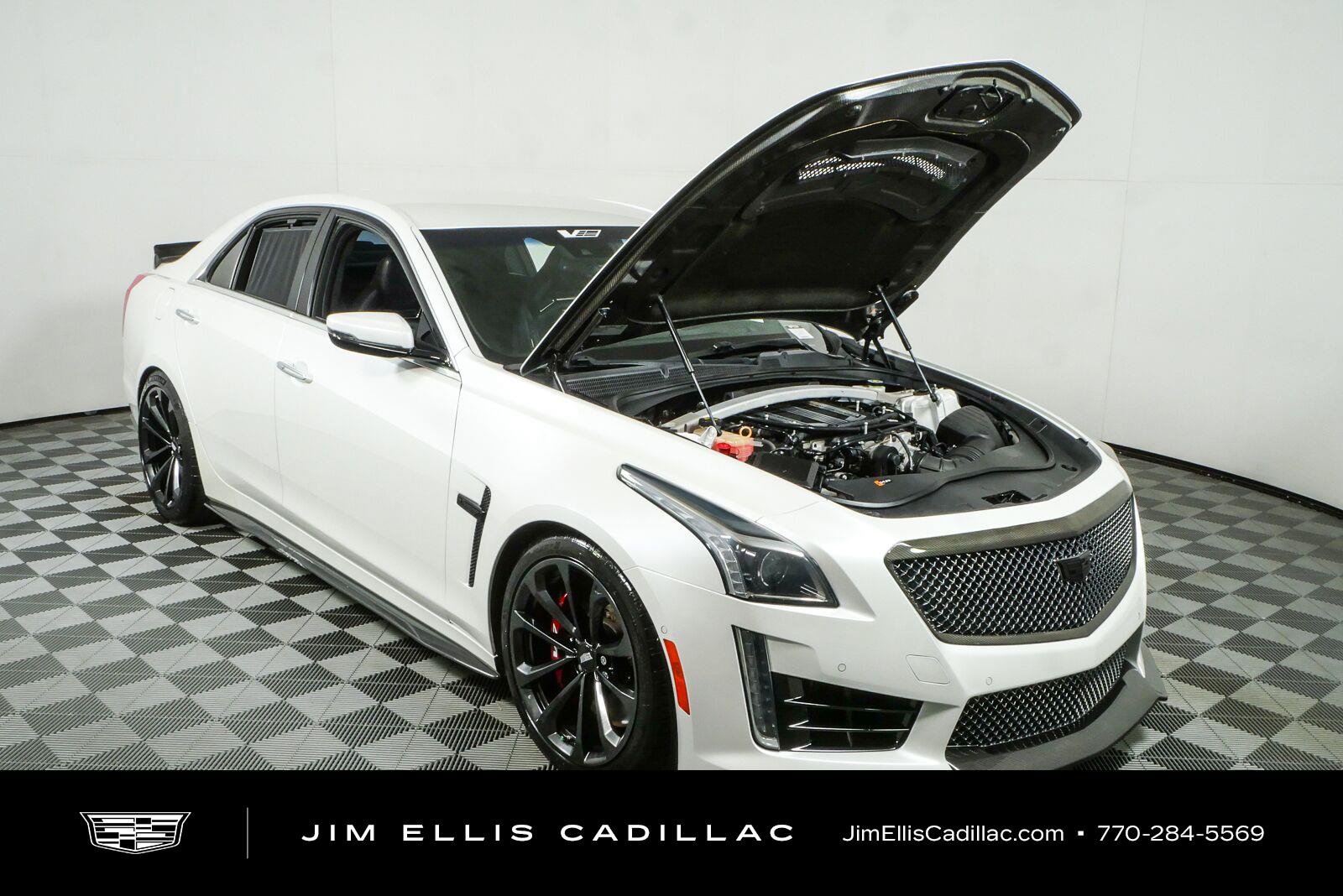 Used 2019 Cadillac CTS V w/ Carbon Fiber Package RWD image 34