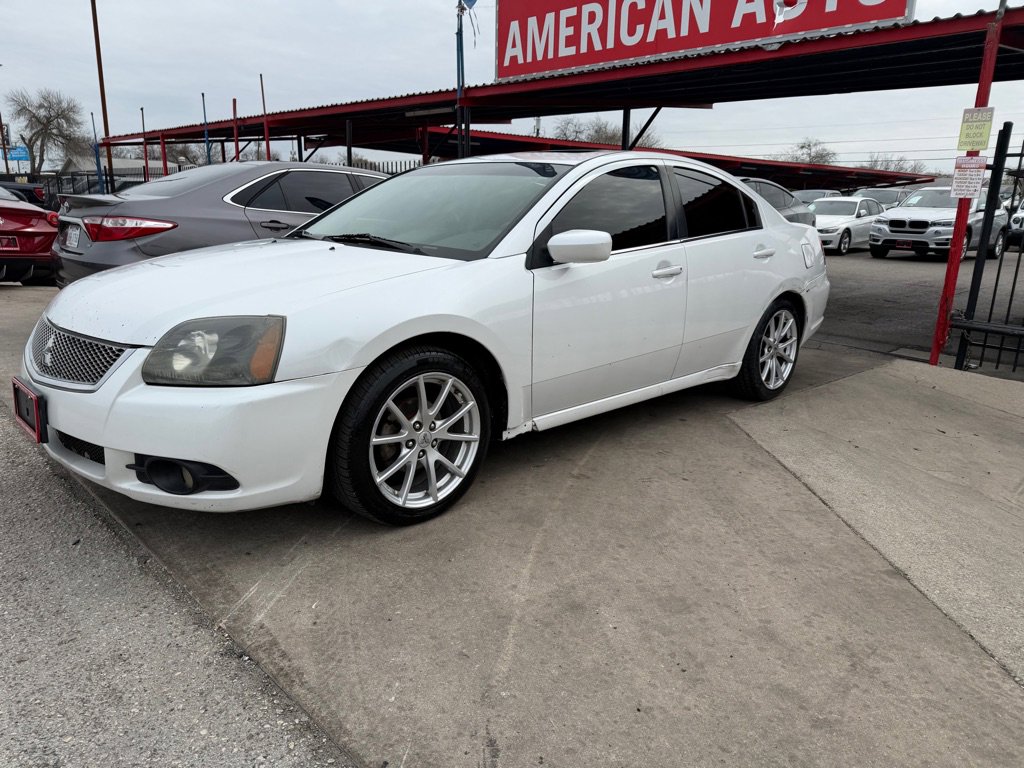 Used 2011 Mitsubishi Galant SE image 3