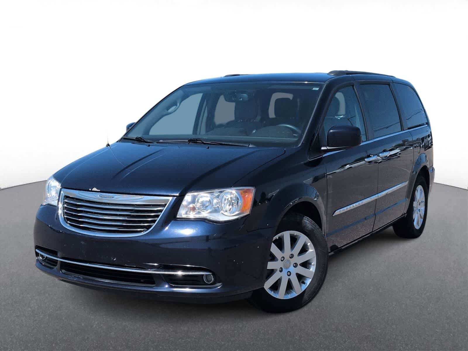 Certified 2016 Chrysler Town & Country Touring w/ Driver Convenience Group