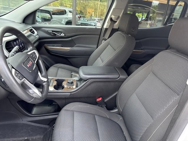 Used 2023 GMC Acadia SLE w/ Driver Convenience Package AWD/4WD image 9