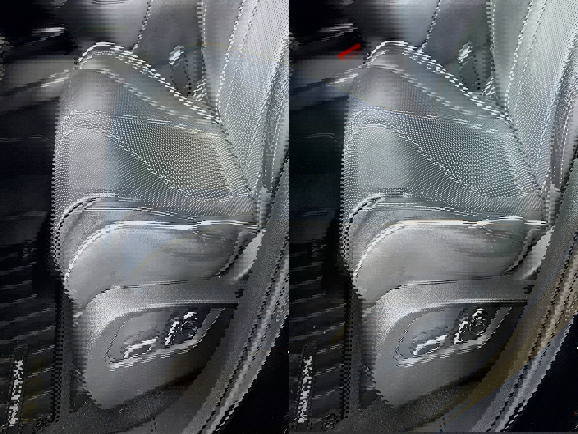 Used 2021 Acura RDX AWD w/ Advance Package image 23