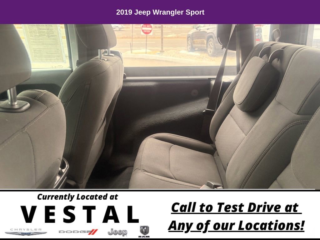 Used 2019 Jeep Wrangler Sport AWD/4WD image 12