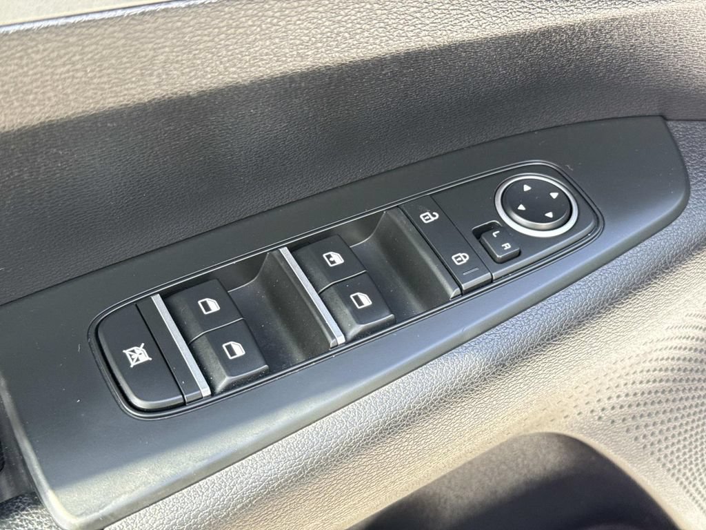 Used 2021 Kia Forte LXS FWD image 22