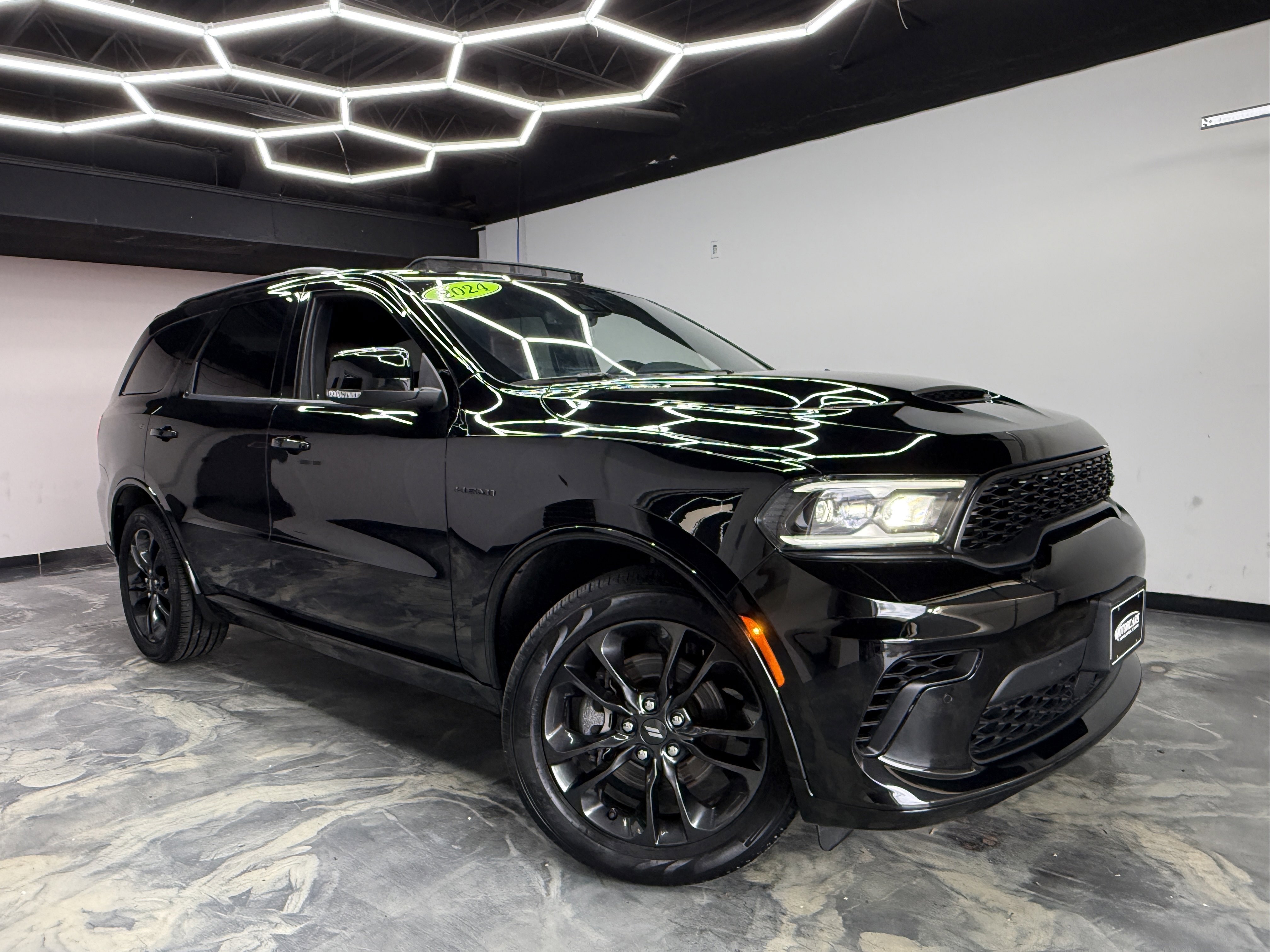 Used 2024 Dodge Durango R/T AWD/4WD image 6
