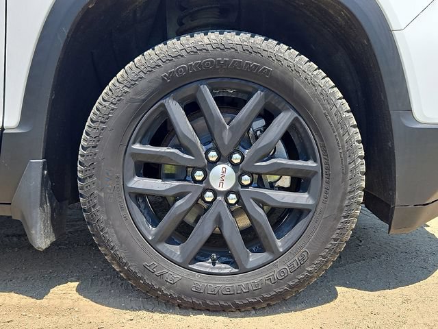 Used 2018 GMC Acadia SLT AWD/4WD image 30