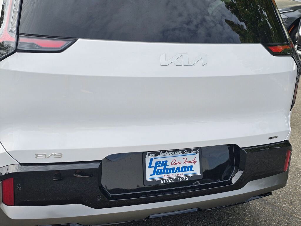 New 2026 Kia EV9 GT-Line image 28