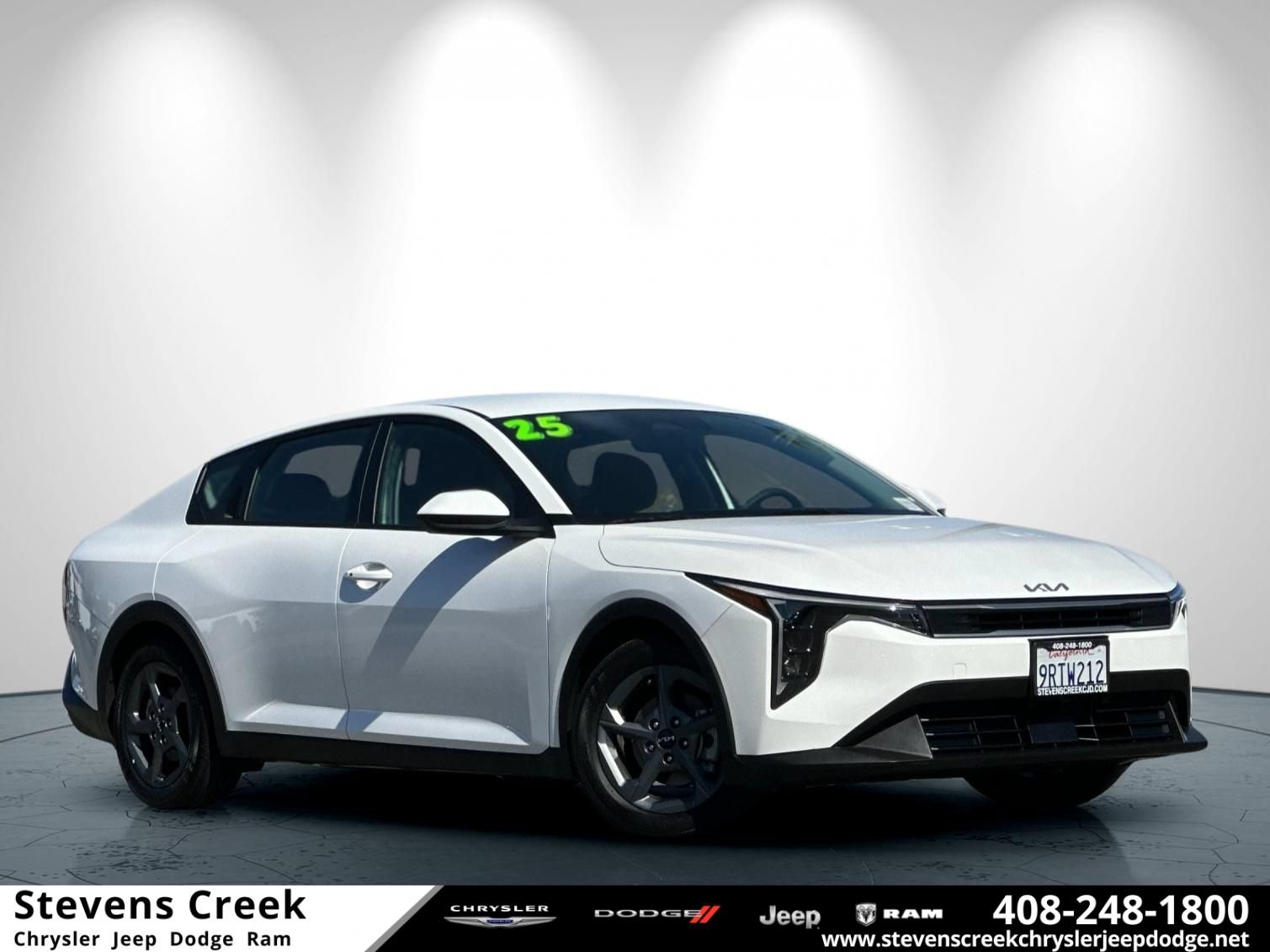 Used 2025 Kia K4 FWD image 1