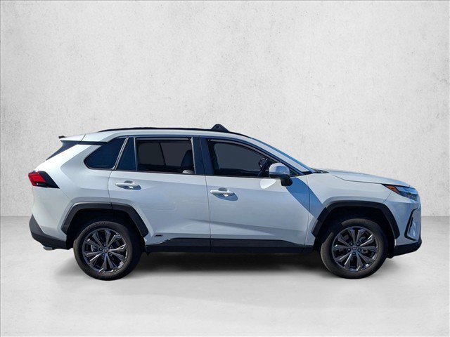 Used 2025 Toyota RAV4 XLE Premium w/ Weather Package AWD/4WD image 4